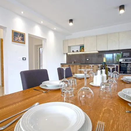 Cozy In With Sauna Apartmán Koper